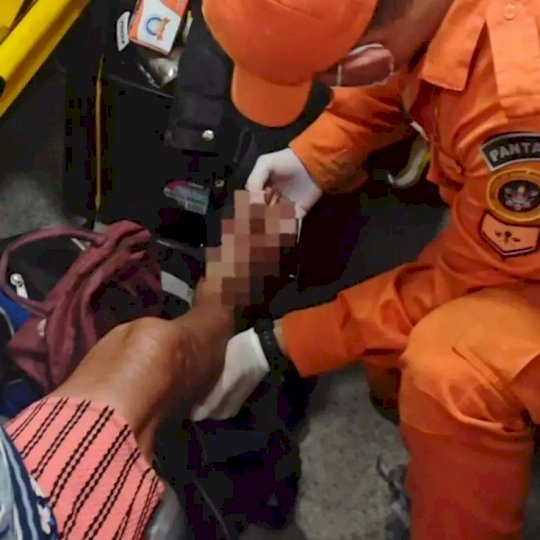 Idosa é picada por sucuri enquanto capinava às margens de rio