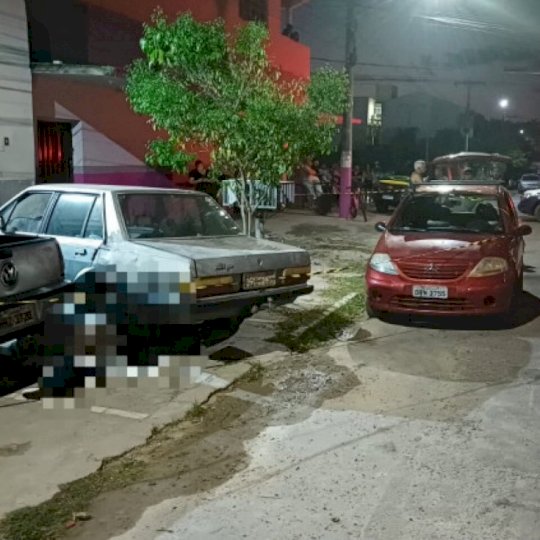 Homem de 50 anos é m#rto a tiros no meio da rua