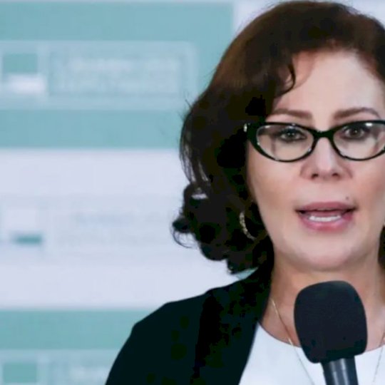 Justiça manda prender jornalista perseguido por Carla Zambelli