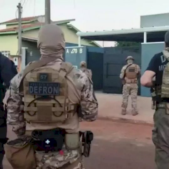 Mortos em confronto com a polícia tinham 18 e 15 anos