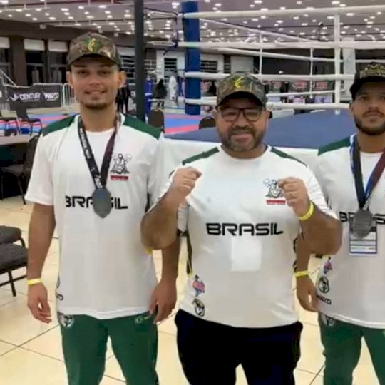 Atletas de Dourados conquistam medalhas de prata no Pan-Americano de Kickboxing