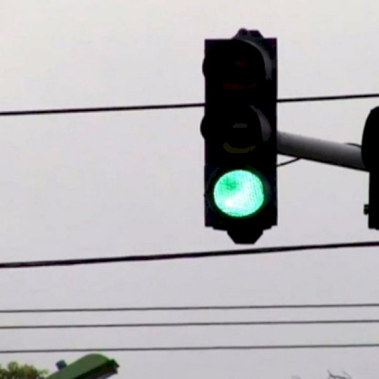 Projeto exige temporizador em semáforos com fiscalização eletrônica
