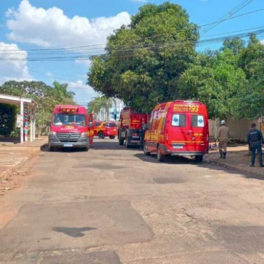 Homem em surto ameaça incendiar imóvel com botijão de gás e é resgatado após 3 horas de negociação