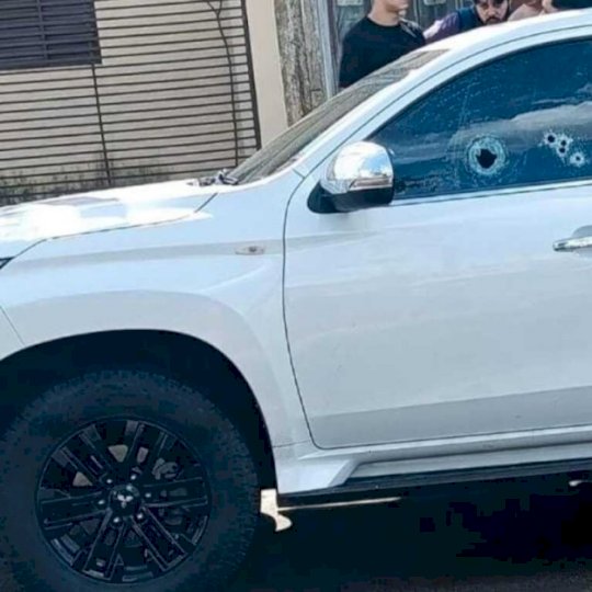 Empresário é morto a tiros dentro de caminhonete em Ponta Porã