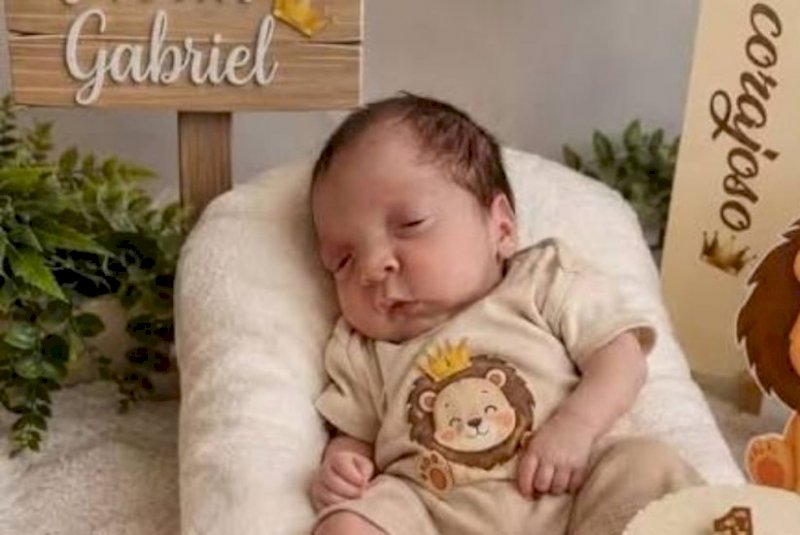 Bebê é dado como morto e reage a caminho da funerária