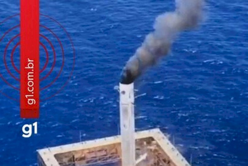 China testa sistema de recuperação de propulsores de foguete no mar