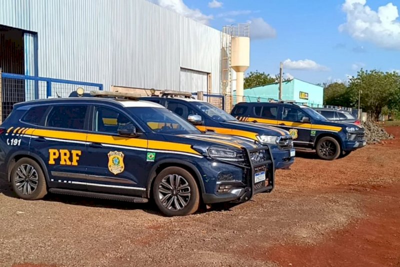 Polícia estoura galpão do tráfico e apreende toneladas de maconha em Dourados