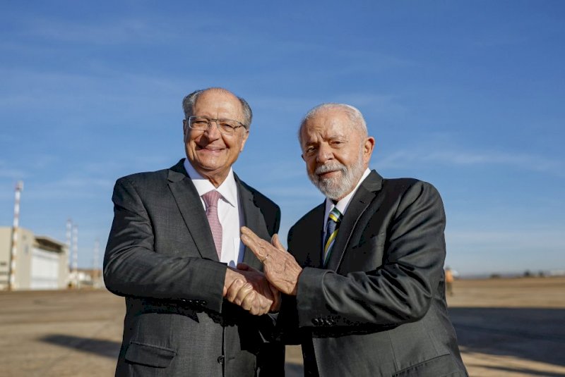 Lula declara R$ 4,8 milhões em bens ao TSE; Alckmin informa R$ 3,3 milhões