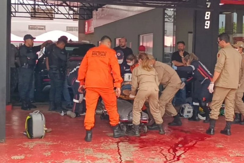 Jovem é baleado com tiros na c@beça em garagem de veículos em Dourados