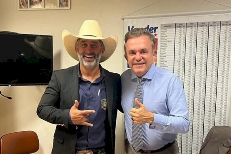 Vander Loubet agradece apoio de Juliano Ferro após declaração provocar reação no PL