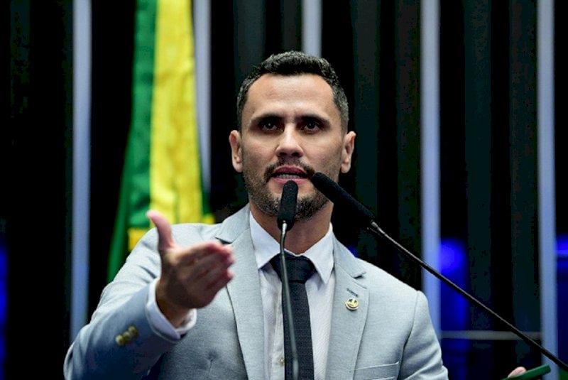 Cleitinho pede em convenção do Republicanos para ser candidato a governador de Minas Gerais