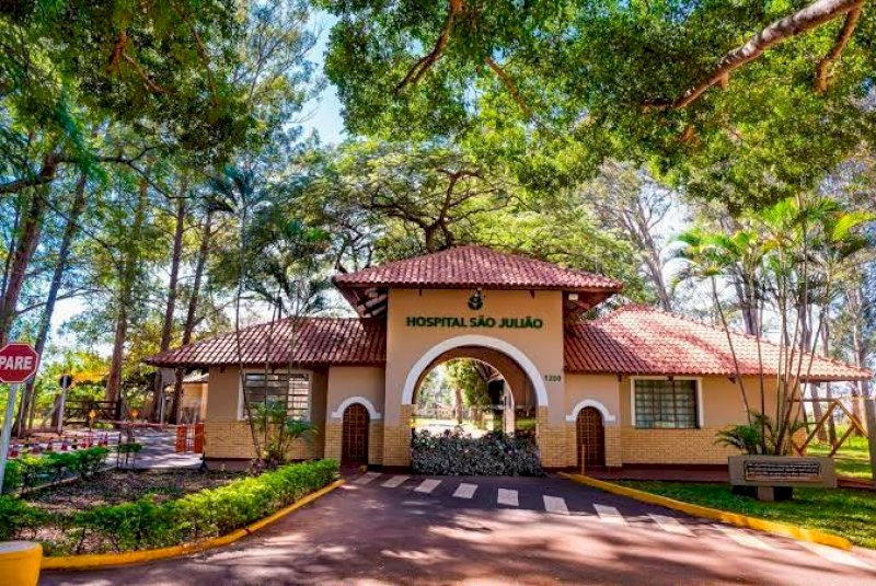 Coronel David destaca apoio ao Hospital São Julião nos 85 anos da instituição