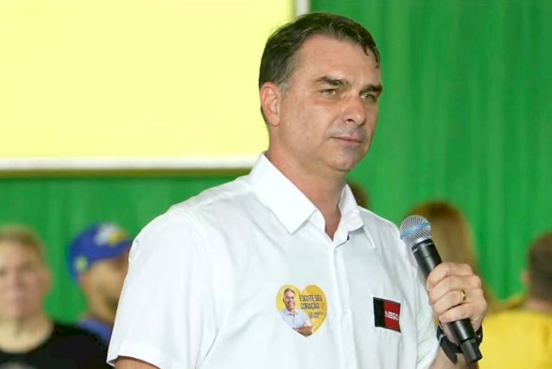 Flávio sinaliza vice mulher e pede apoio do Nordeste