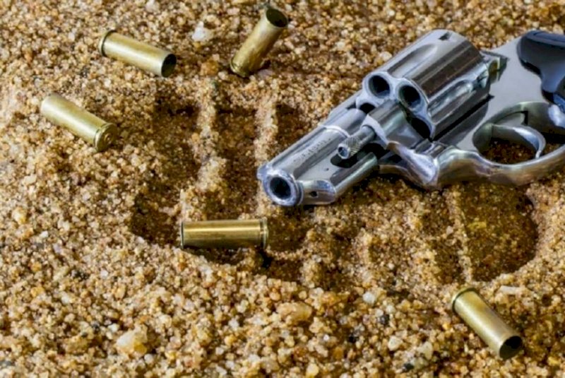 Dois homens são baleados dentro de casa durante ataque em Maracaju