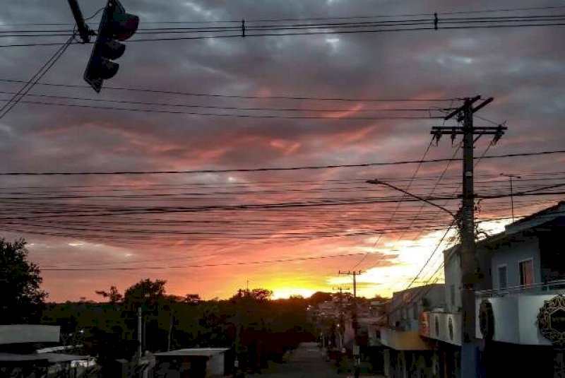 Frente fria derruba temperaturas e coloca MS em alerta para temporais