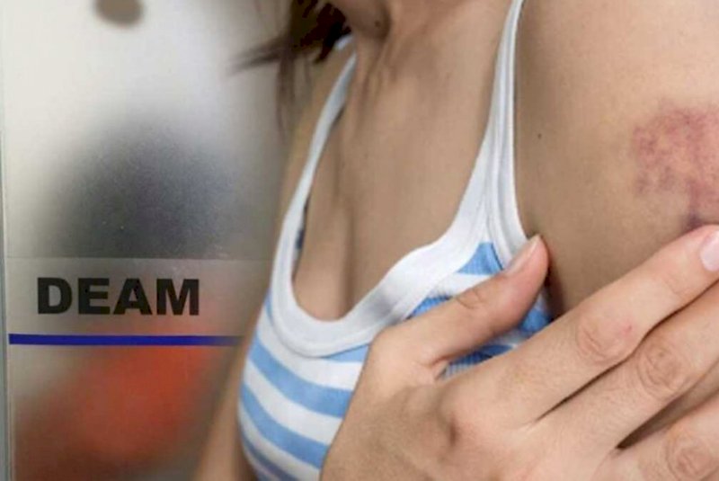 Homem surta e agride companheira após mulher descobrir traições no MS