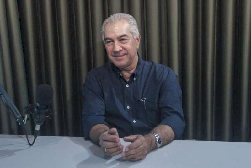 Reinaldo diz que s&oacute; deixaria Senado para ser &ldquo;ministro da Eucaristia&rdquo;