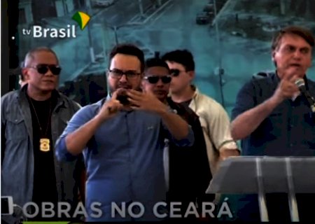 Presidente Jair Bolsonaro solta o verbo, responde ataques e manda indireta!(Vídeo)