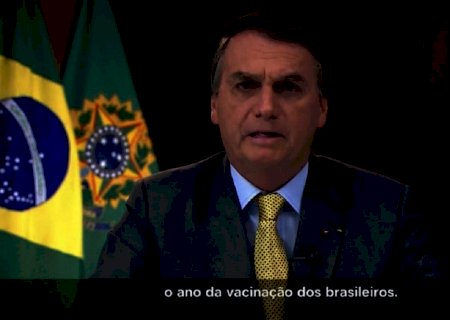 Bolsonaro recebe chefes de poderes, governadores e ministros