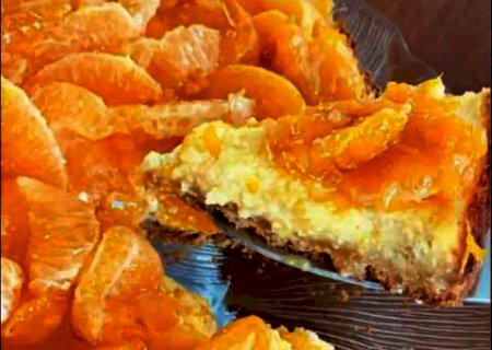 Com ponc&atilde; sobrando em &aacute;rvores, dica &eacute; fazer cheesecake com a fruta