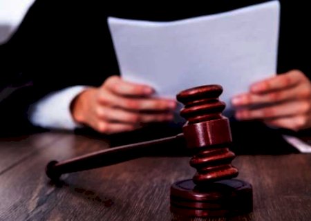 Instituição é condenada por atraso em aulas online de concurso para juiz em MS