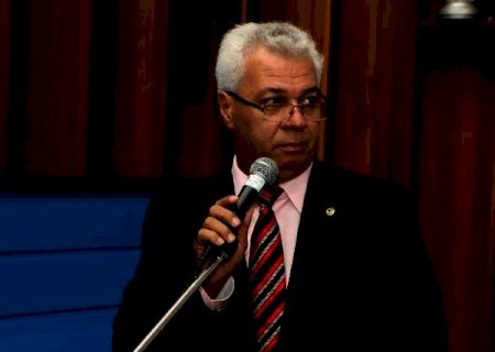 Deputado apresenta melhora significativa e ser&aacute; extubado nas pr&oacute;ximas 24h