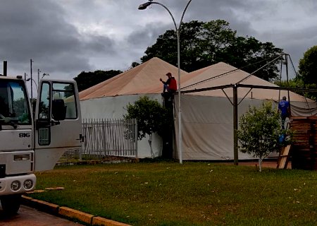 Covid-19: mais uma tenda é instalada em anexo ao hospital de Itaporã