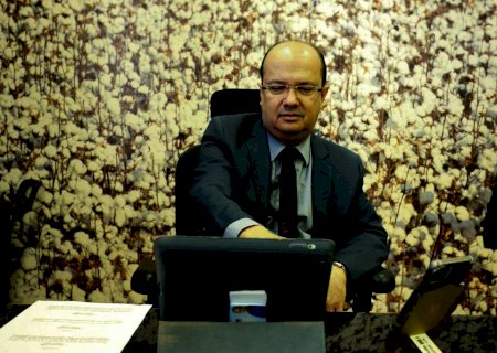 Barbosinha endossa projeto que proíbe bancos de oferecer empréstimos a aposentados por telefone