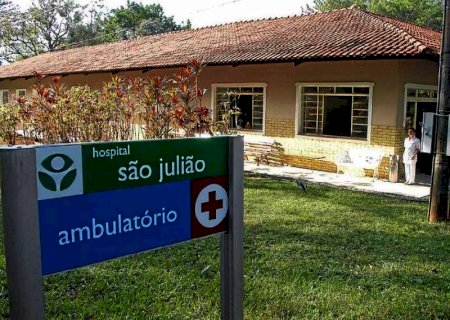 Barbosinha celebra 80 anos do Hospital São Julião contabilizando emenda para entidade