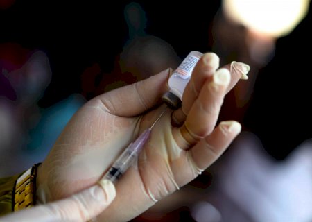 Covid-19: Terceira dose da vacina começa nesta semana a ser aplicada em todo o Brasil