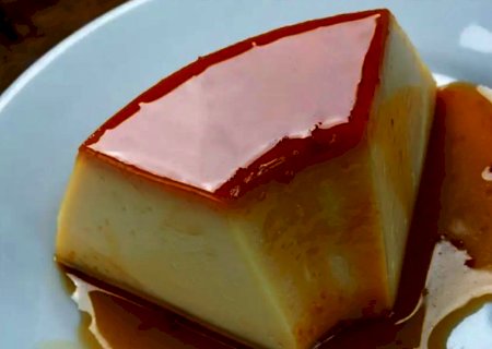 Pudim de panela de pressão pronto em 10 minutos