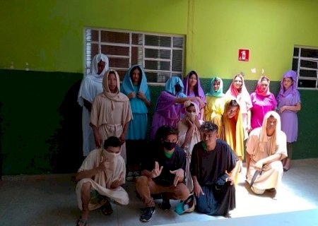 Caarapó terá teatro sobre o nascimento de Jesus na Praça Central hoje à noite