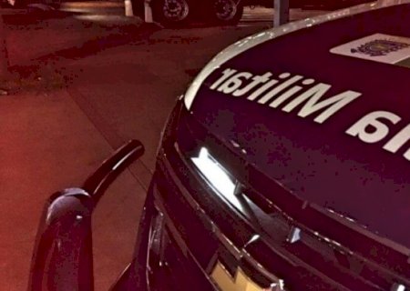 Flagrado na contramão e empinando moto jovem é encaminhado para delegacia de Itaporã