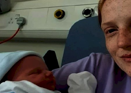Após dar o nome de Lúcifer para filho, mulher recebe mensagens de ódio