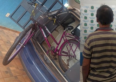 Ladrão furta bicicleta na frente do serviço de moradora de Itaporã