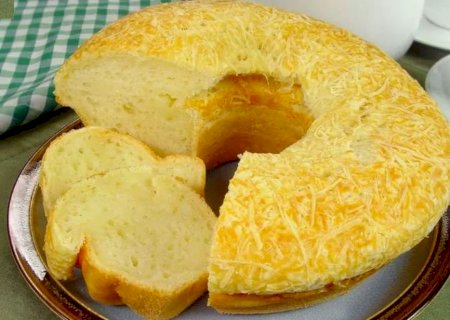Bolo de queijo absurdo de bom como você nunca viu