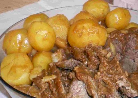 Faça hoje mesmo: carne assada na panela de pressão