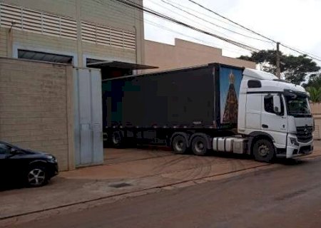 "N&atilde;o consigo explicar", diz motorista sobre santa que saiu intacta de inc&ecirc;ndio