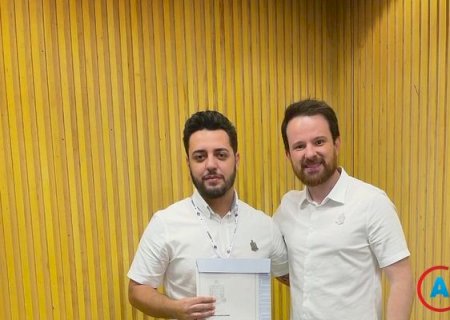 Profissional de Amambai se especializa na maior academia para barbeiros da América do Sul