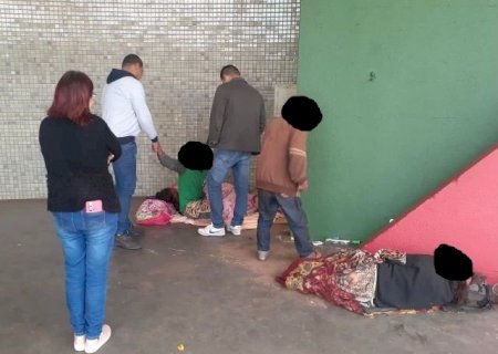 Prefeitura de Caarapó encaminha pessoas em situação de rua para clínica de reabilitação