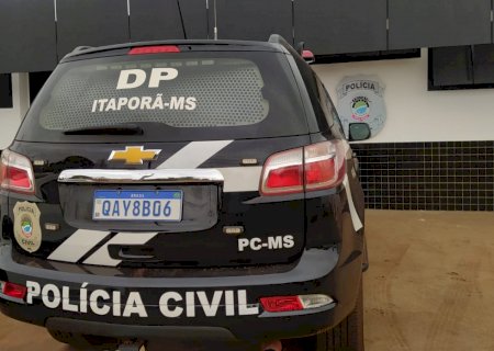 Homem tem carro roubado após parar para urinar em Itaporã