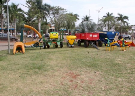 Prefeitura de Nova Alvorada do Sul investe na agricultura familiar e entrega 10 implementos agrícolas - RIO BRILHANTE EM TEMPO REAL