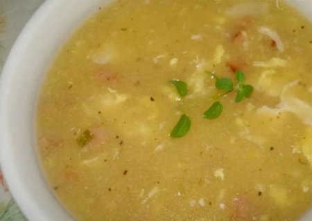 Sopa de ovos com 3 ingredientes para jantar no frio dura até 3 dias