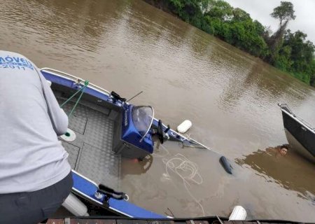 N&iacute;vel do rio Miranda sobe 1 metro em 24 horas e faz at&eacute; barcos afundarem
