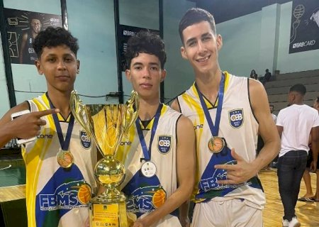 Atletas de Caarapó são campeões pela Seleção de MS de Basquete em Brasília