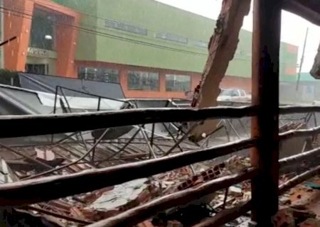 VÍDEO: Chuva com ventania de 70 km/h deixa rastro de destruição em Maracaju