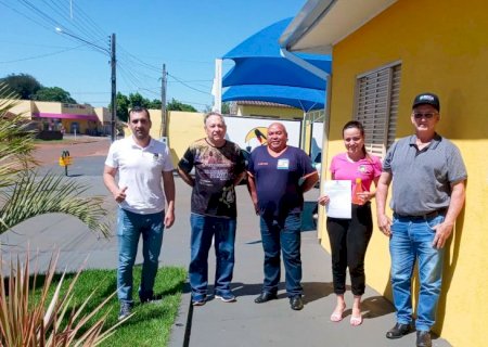 Douradina recebe visita de representantes da AAPIRB de Rio Brilhante