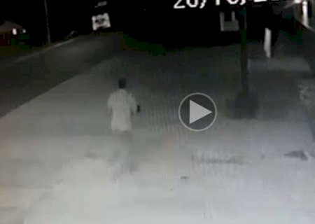 Pais chegam desesperados e policial salva bebê engasgada; veja