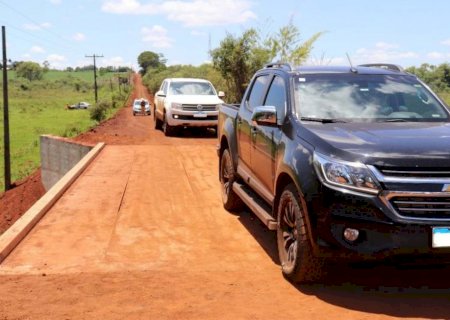 Prefeitura entrega ponte de concreto e anuncia mais quatro na zona rural de Dourados