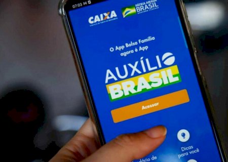 Beneficiários do Auxílio Brasil e Gás com NIS final 4 recebem parcela nesta quinta-feira